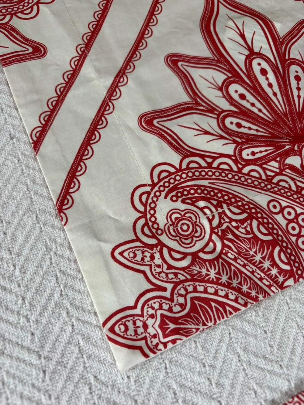 Pottery Barn Cream Pair Standard Shams with Red Paisley Medallions